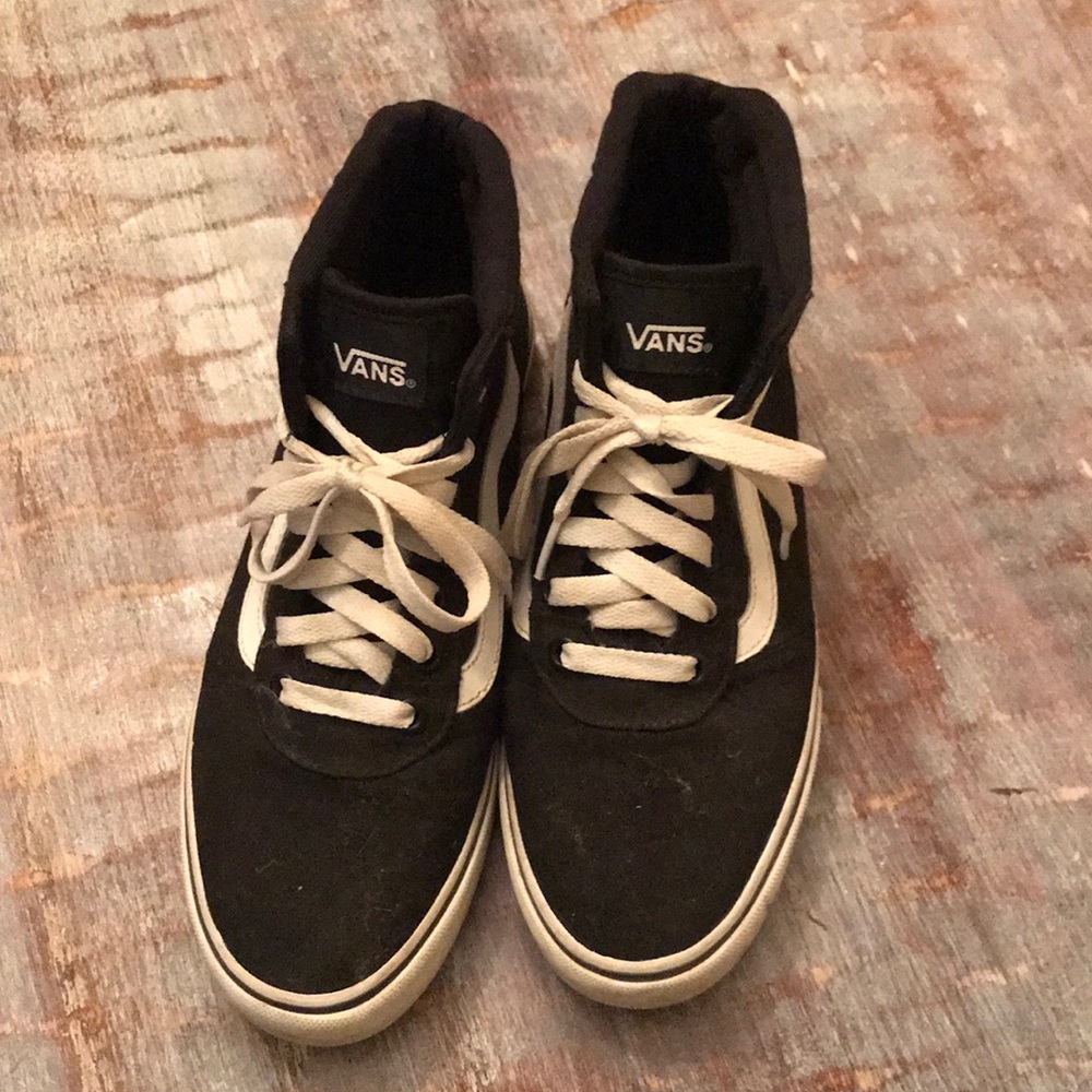 Vans - Picture 2 of 4